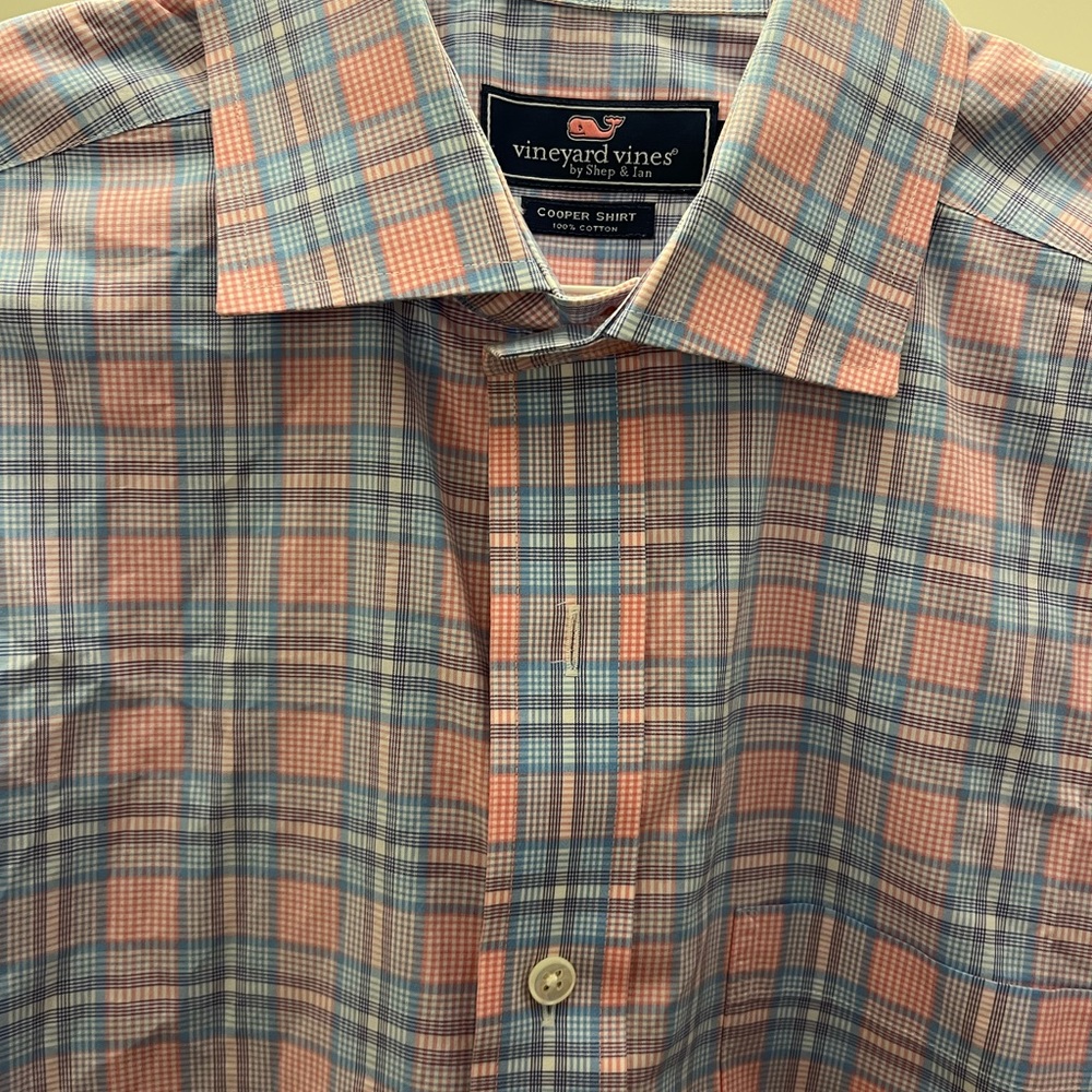 Vineyard vines button down dress shirt medium pink and blue